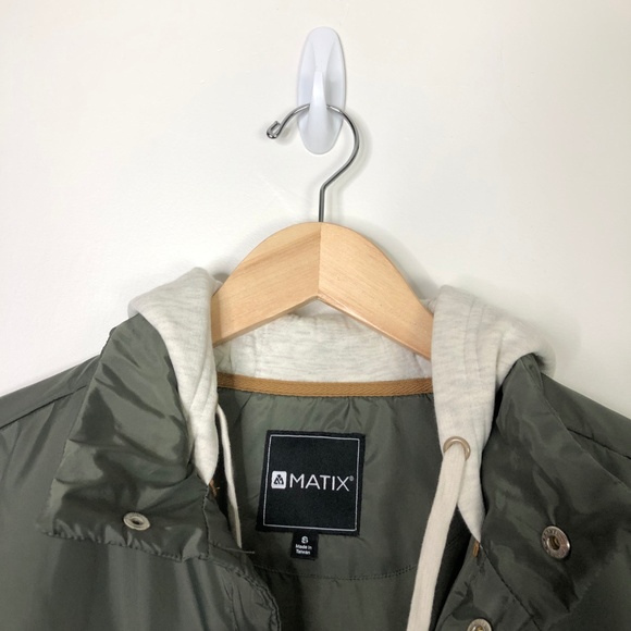 Matix Jacket - Picture 3 of 4